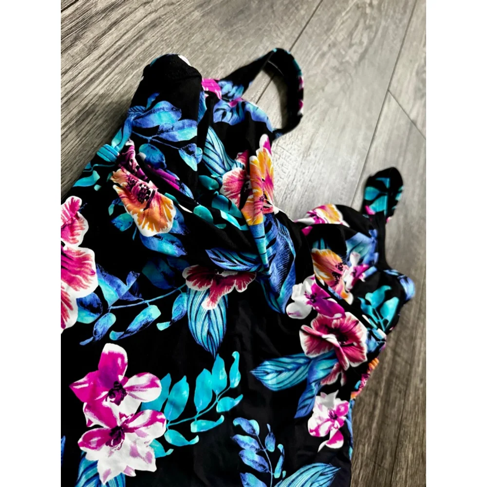 Lands End Size 4 Underwire Tankini $64.95 Originally - Picture 4 of 8